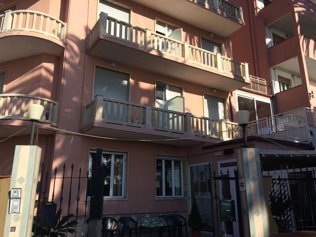 Hotel Corallo Finale Ligure Esterno foto