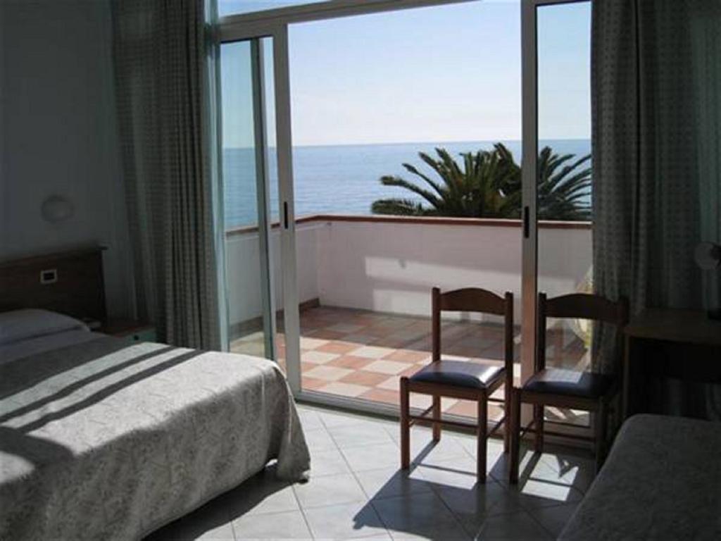 Hotel Corallo Finale Ligure Esterno foto
